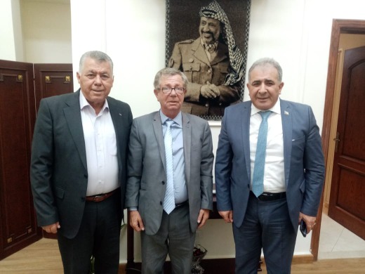 السفير الأسعد يتسلم من سعيد دعوة  لافتتاح "جناح فلسطين" في "معرض الكتاب العربي" - صور