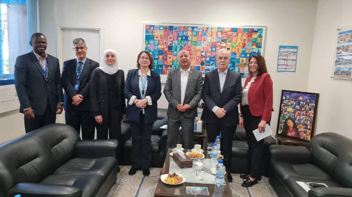 أبو هولي والرفاعي يبحثان مع "الأونروا" سبل تعزيز الخدمات المقدمة للاجئين الفلسطينيين في سوريا وتحسين ظروفهم المعيشية