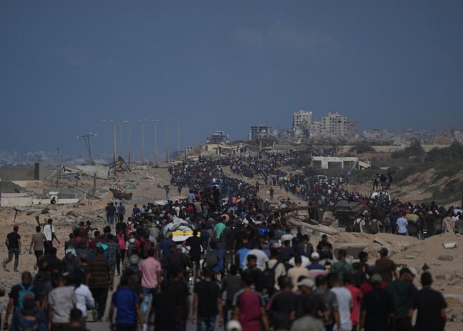 غزة تنهض من تحت الرماد.. مئات آلاف الفلسطينيين يعودون الى ديارهم المدمرة ورسالتهم: لن نستسلم!