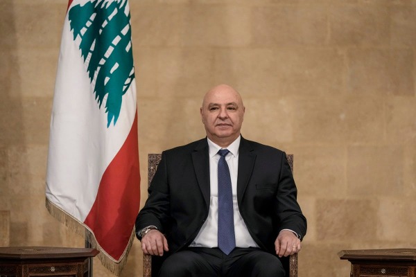 الرئيس عون يلوّح بالمسار التفاوضي... ويدفع واشنطن للتحرك في ملف الناقورة
