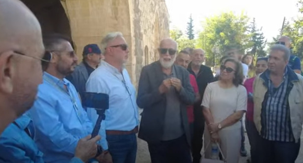 جولة فنية وثقافية في قصر بيت الدين.. وكلمات أكّدت على دور الفن في صون الهوية