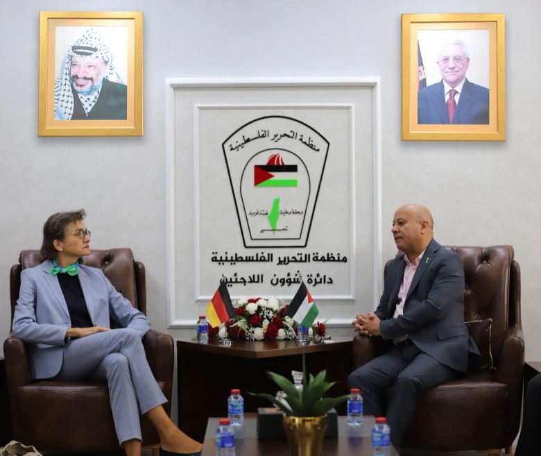 أبو هولي يبحث مع  رئيسة البعثة الألمانية لدى فلسطين أوضاع اللاجئين الفلسطينيين في المخيمات وأزمة الاونروا المالية والتحديات السياسية التي تواجهها