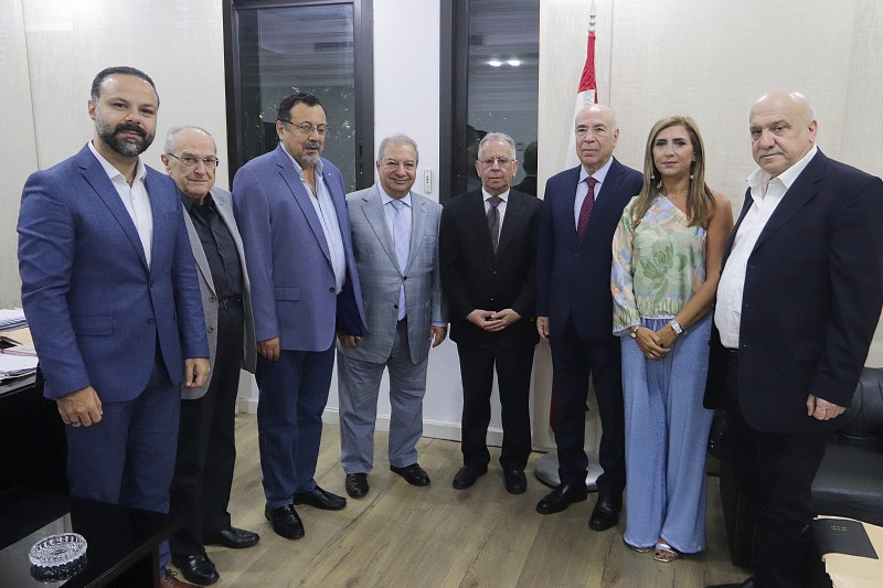 القاضي جمال الحجار يستقبل وفد نقابة الصحافة ويعرض واقع العدلية والتحديات القضائية