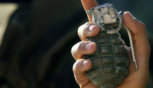 جريمة مروعة في البقاع... أم تقتل طفلها بـ"قنبلة يدوية"!
