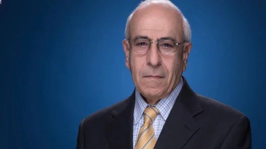 وفاة الإعلامي جميل عازر