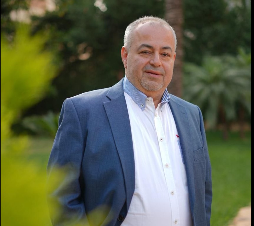 عامر معطي يطلق حملة لإنارة أحياء مدينة صيدا ومحيطها استعدادًا لشهر رمضان المبارك بالتنسيق مع بلدية صيدا