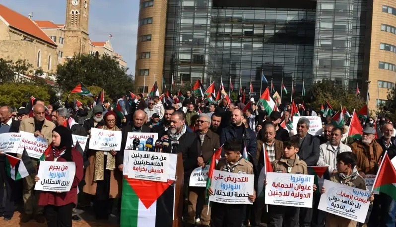 اعتصام في بيروت دفاعاً عن "الأونروا" وحقوق اللاجئين الفلسطينيين