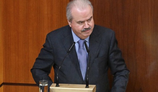 ​صرخة مسؤولة لوزير المال بمواجهة المزايدين