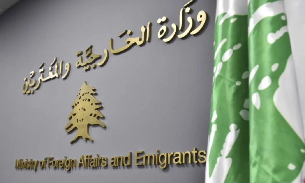 "الخارجية اللبنانية" تتحرك بعد رش الطائرات الإسرائيلية للمبيدات السامة