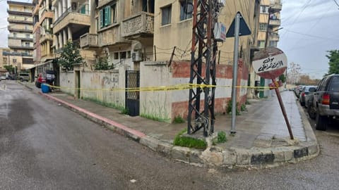 إخلاء منزل في طرابلس وسيّدة ترفض الخروج