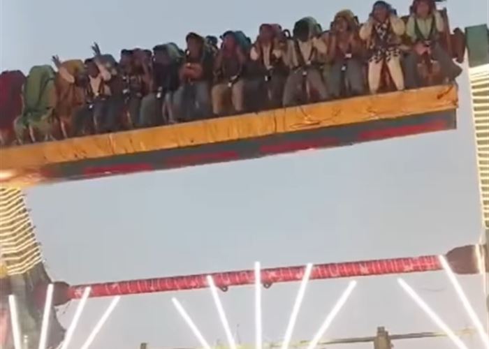 فيديو مروّع.. قتيل و13 مصاباً بانهيار لعبة في أكبر مدينة ملاهي في الهند