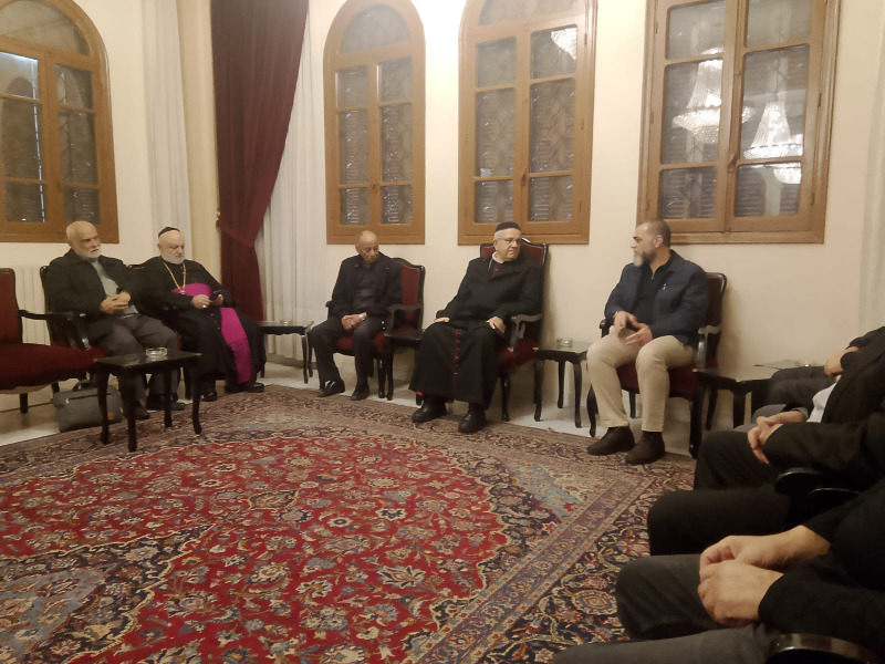 قيادة حركة "فتح" في لبنان تُهنّئ المطران العمّار بعيد مار مارون