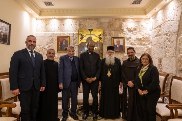 د. خوري يقود جولة ميدانية برفقة أمين عام مجلس الكنائس العالمي في بيت لحم