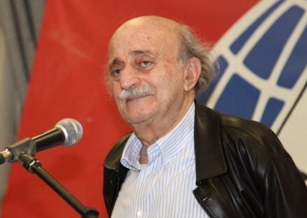 جنبلاط في عبيه… رسائل في ذكرى الرئيس الحريري وقلق من استغلال الدروز