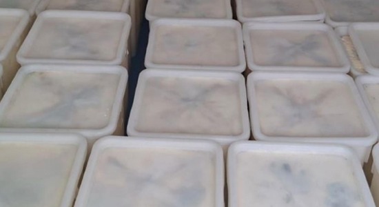 أجبان مهرّبة ولبنة فاسدة… وألعاب ناريّة ممنوعة!