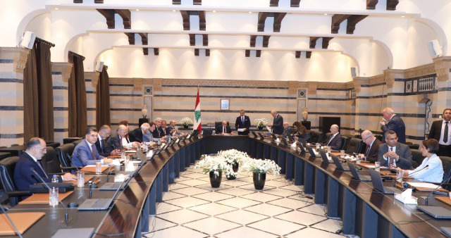 الرئيس سلام يطالب بتوقيف كل من له علاقة بالحرس الثوري في لبنان