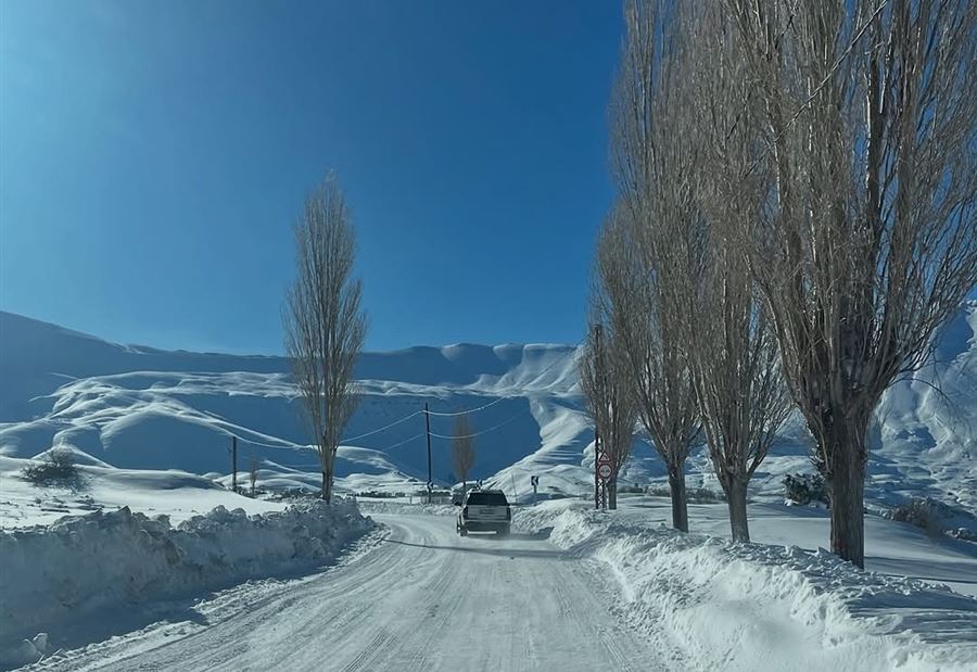 منخفض جويّ يُسيطر على لبنان... أمطار غزيرة وثلوج وتدنٍ كبير في الحرارة