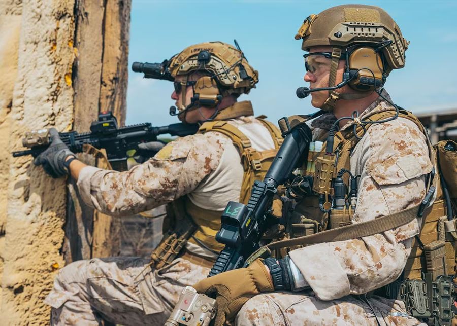 مرحلة جديدة للحرب.. "المارينز" إلى الشرق الأوسط!