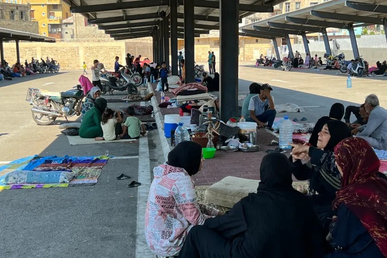 سيدة نازحة تتعرض لشائعة صادمة بعد استشهاد نجلها