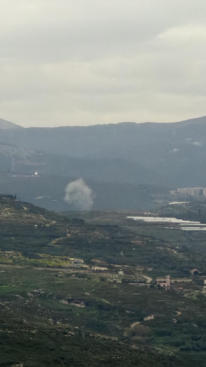 الجيش اللبناني: تفجير قذيفة في كفرفالوس...