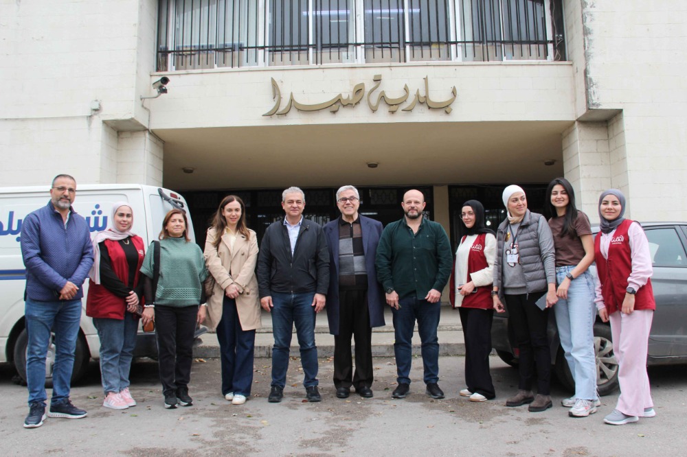 ضمن حملتها " أغيثوا لبنان".. جمعية "أهلنا" تسلّم بلدية صيدا مساعدات عينية مخصصة للأطفال وكبار السن في مراكز الإيواء