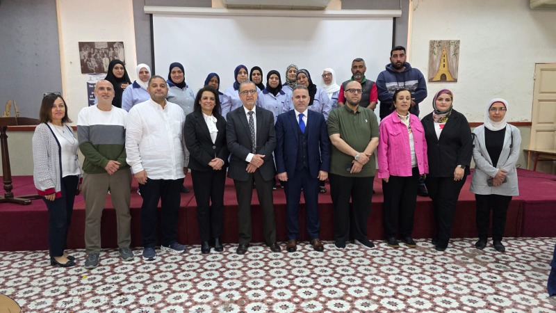 "المقاصد" تكرّم عمالها في يوم العمال العالمي