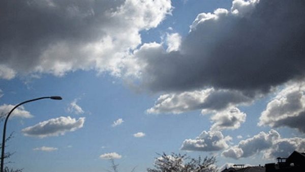 الطقس غداً غائم جزئياً وارتفاع بدرجات الحرارة مع ضباب على المرتفعات