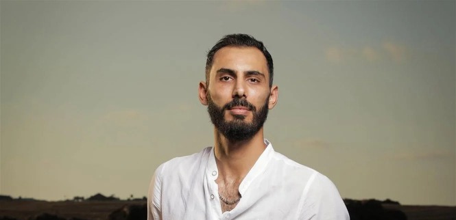 رفض مغادرة بلدته.. استشهاد المخرج علي خليل في غارة العباسية