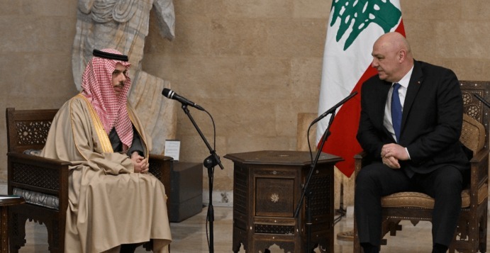 القاهرة والرياض وباريس ترسم خريطة الإستقرار في لبنان بعد وقف النار