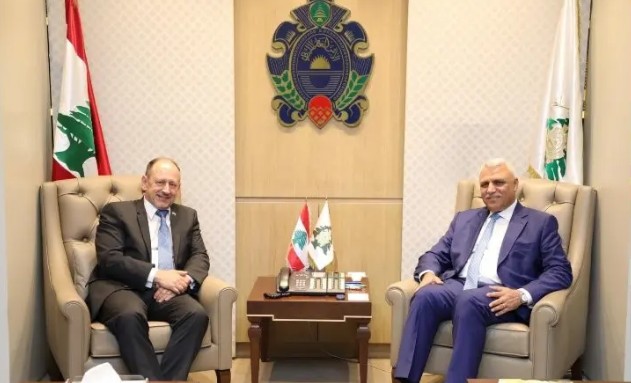 اللواء شقير عرض الأوضاع مع سفير سلوفاكيا