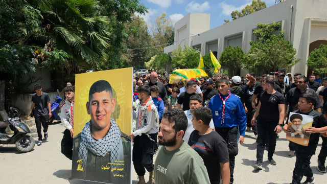 صيدا تشيع الشهيد احمد خشون الذي ارتقى في معركة "العصف المأكول"