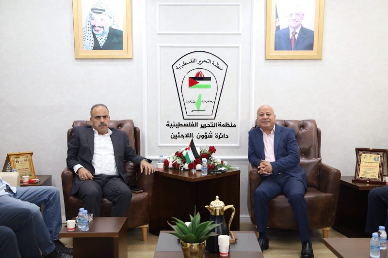 د. أبو هولي يستقبل أمين سر حركة "فتح" ورئيس اللجنة الشعبية في نابلس لبحث أوضاع اللاجئين والعمل التنظيمي