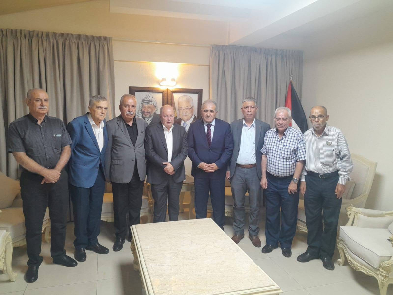 السفير الاسعد يستقبل رئيس الاتحاد العمالي العام في لبنان