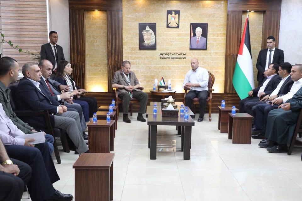 ياسر عباس باسقبالات حاشدة في محافظة طولكرم يؤكد على أهمية تعزيز صمود أبناء الشعب الفلسطيني