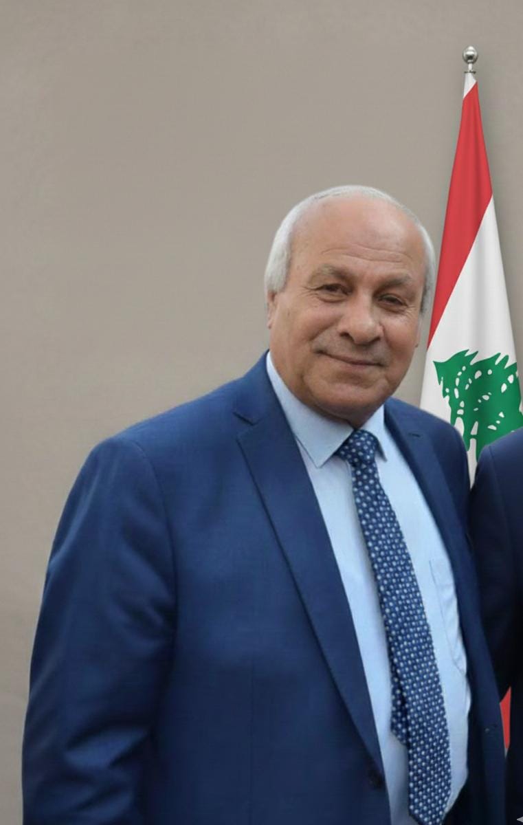 مختار حارة صيدا خليل كامل الزين يشيد بدور الجيش في الحفاظ على السلم الأهلي والعمل على استعادة الاراضي المحتلة