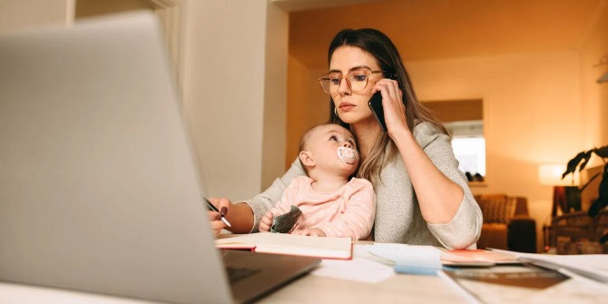 العبء الذهني لدى النساء: ضغطٌ لا يُرى ولا يتوقّف