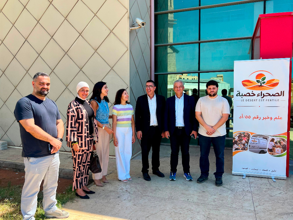 "جمعية الصحراء خصبة" تؤكد انحيازها إلى جانب المستشفيات الحكومية وتسلم معينات طبية للمستشفى التركي في صيدا