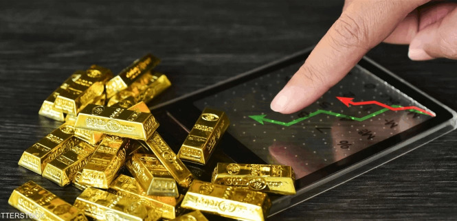 الذهب يرتفع مع ترقب محضر اجتماع البنك المركزي الأميركي