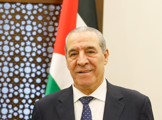 الشيخ يرحب بالموقف المشترك للمملكة المتحدة وفرنسا وألمانيا وإيطاليا الرافض لمشروع E1 الاستيطاني