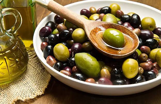 كنز غذائي بفوائد مذهلة.. احذر هذا النوع من الزيتون