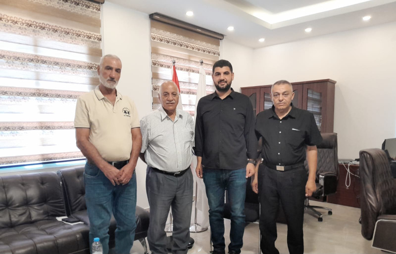 اللجنة الشعبية لمخيم البرج الشمالي تزور بلدية البرج وتبحث أوضاع المخيم