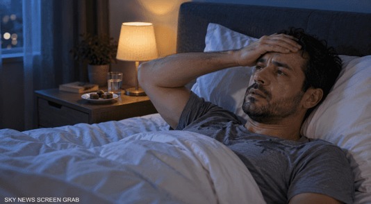 التعرق بعد تناول الحلويات.. هل يعني الإصابة بالسكري؟