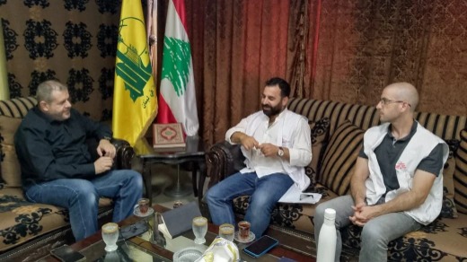 "الحزب"  يبحث مع "أطباء بلا حدود" في صيدا دعم القطاع الصحي وإغاثة النازحين