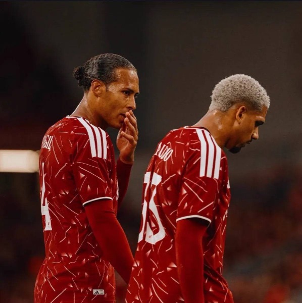 ليفربول يحسم موقفه من صفقة اراوخو