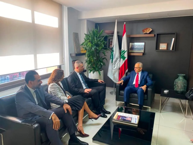 البساط: العمل على تسهيل الإجراءات بين لبنان وسوريا مستمر