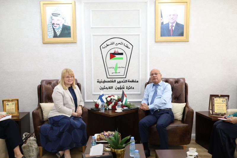 ابو هولي يطالب فنلندا بإعادة النظر في قرار عدم تجديد تمويل "الأونروا" متعدد السنوات