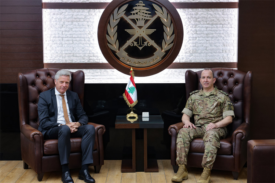 قائد الجيش يستقبل السفير الألماني ونائب رئيس أركان الدفاع البريطاني