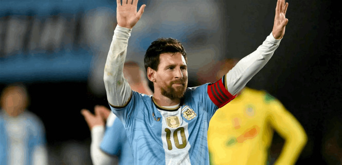 هدف ودموع ورسالة مؤثرة هزت الأرجنتين.. هكذا ودع ميسي الملاعب