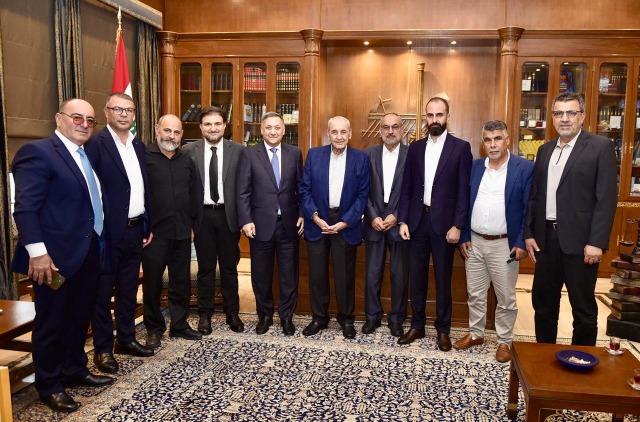 الرئيس بري يتابع أوضاع الجنوب والنبطية والملفات الاقتصادية والقضائية