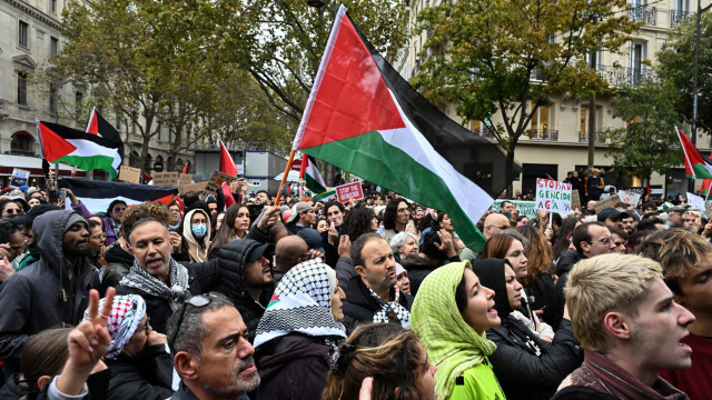 ما يحصل في فرنسا أزمة اقتصادية أم قيمية.. وما هو سرّ وجود العلم الفلسطيني؟